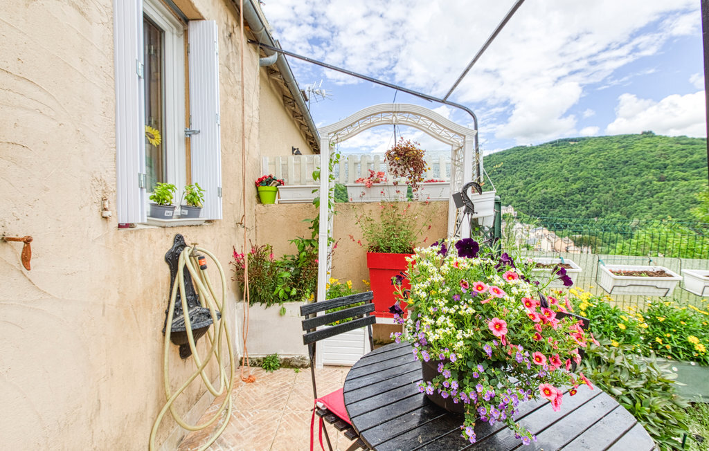 Maison de campagne avec vue panoramique à Saint Laurent d'Olt - Photo 7
