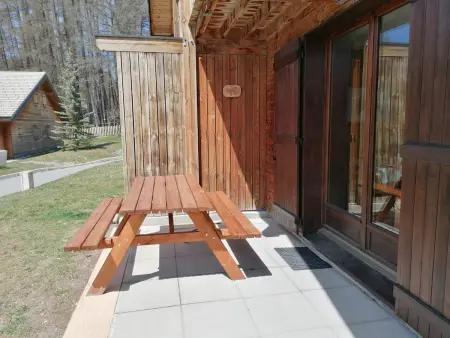 Chalet duplex 6 pers. au Dévoluy, terrasse et casier skis : photo 10