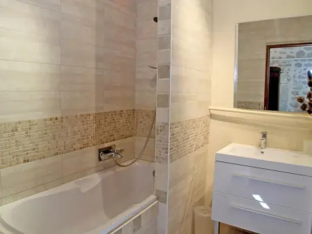 Maison de campagne XIXe avec piscine privée à Bollène, 8 pers. : photo 25