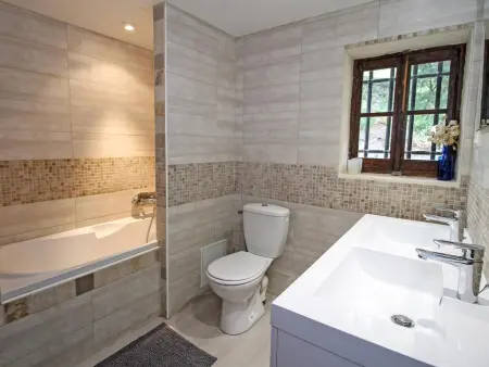 Maison de campagne XIXe avec piscine privée à Bollène, 8 pers. : photo 31