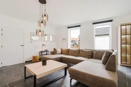 Location maison à Ronse, Maison de vacances moderne à Renaix avec jardin