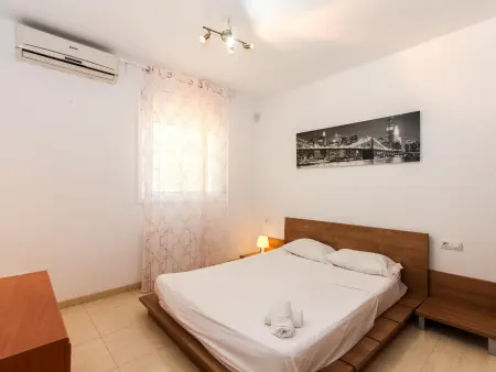 Villa à 500m de la plage avec piscine privée, climatisation, internet et parking à Lloret de Mar - Photo 15