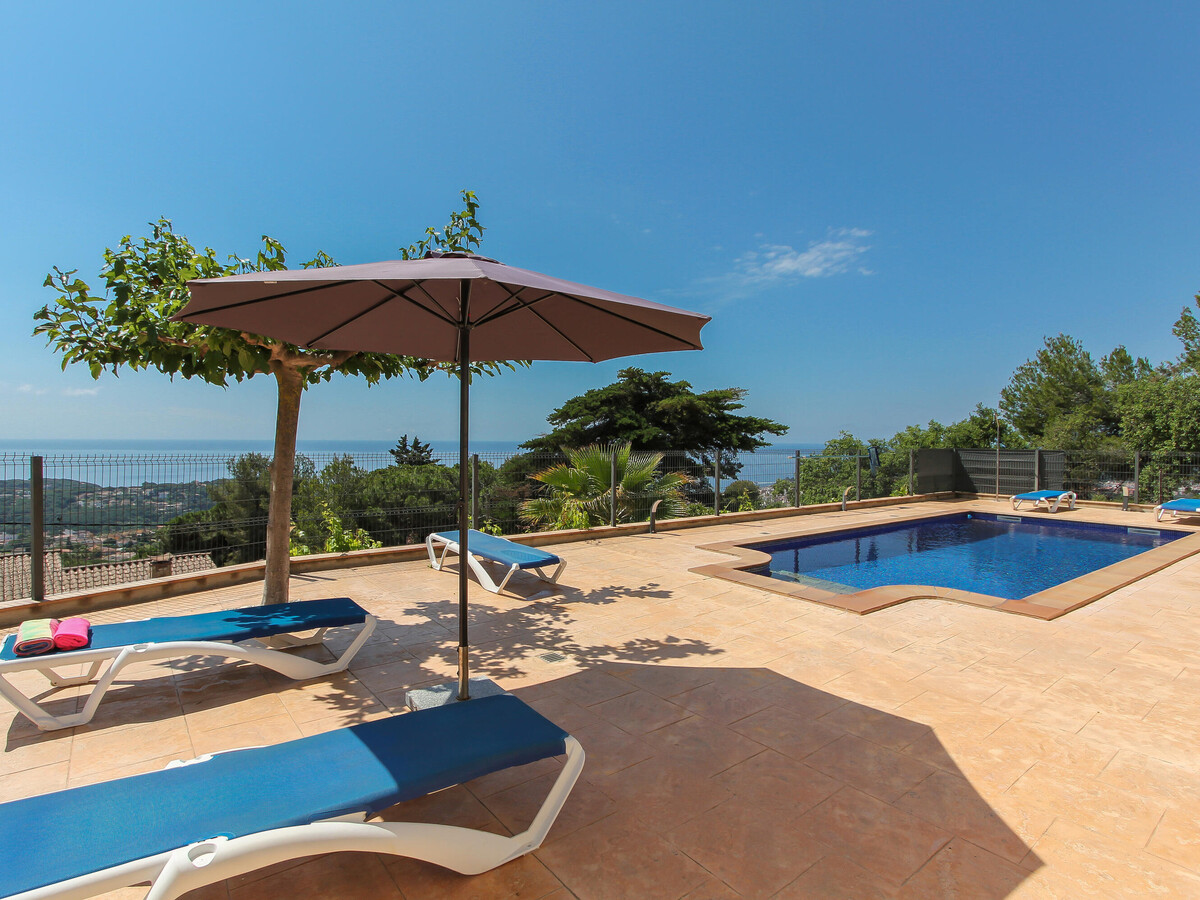 Villa Breeze : 4 chambres, piscine privée et vue mer à Lloret de Mar - Photo 6