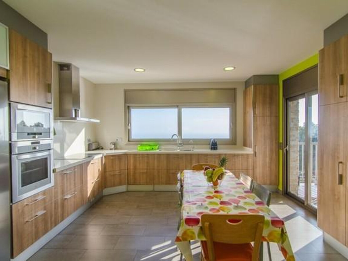 Villa Breeze : 4 chambres, piscine privée et vue mer à Lloret de Mar - Photo 8