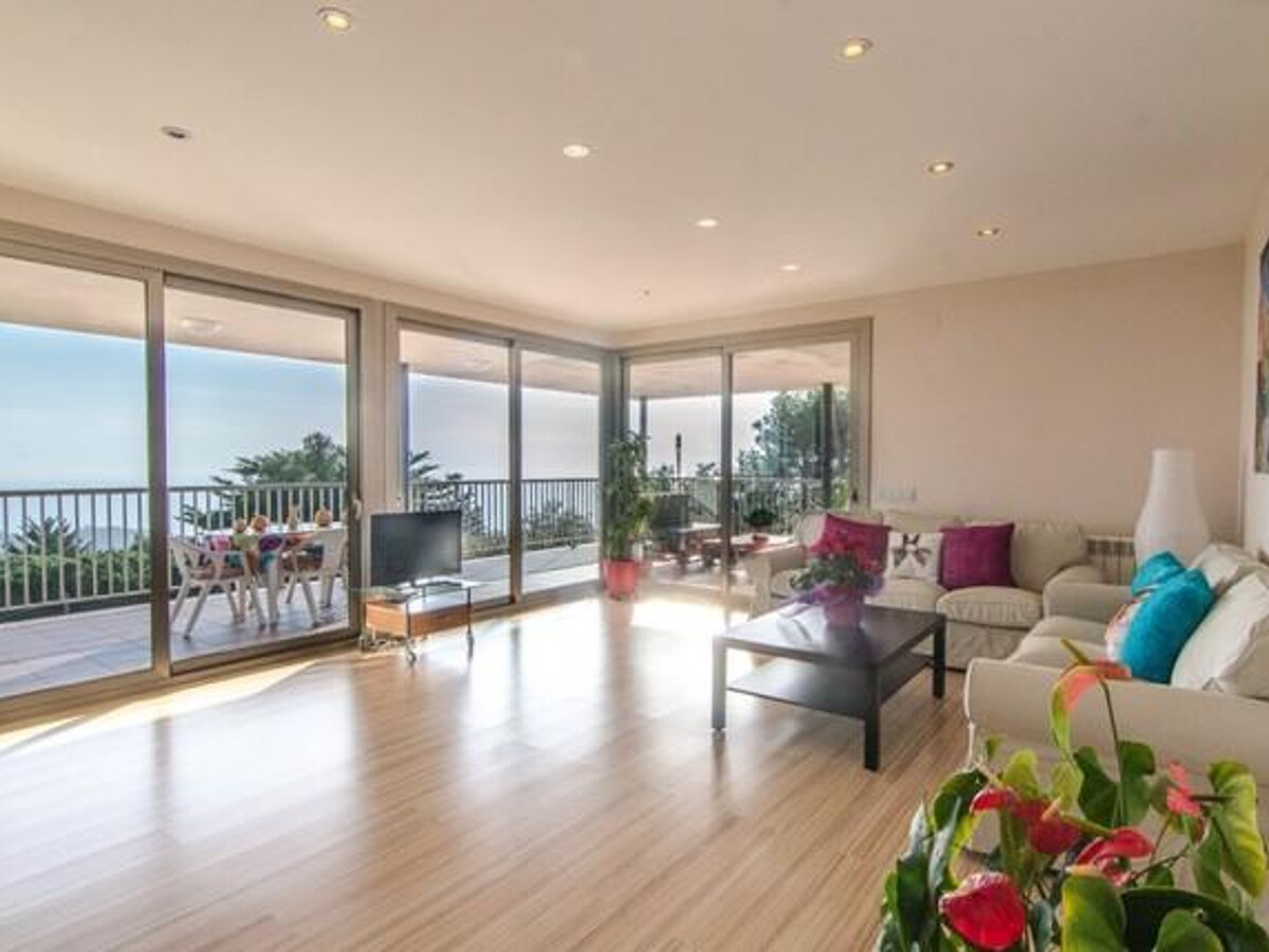 Villa Breeze : 4 chambres, piscine privée et vue mer à Lloret de Mar - Photo 10