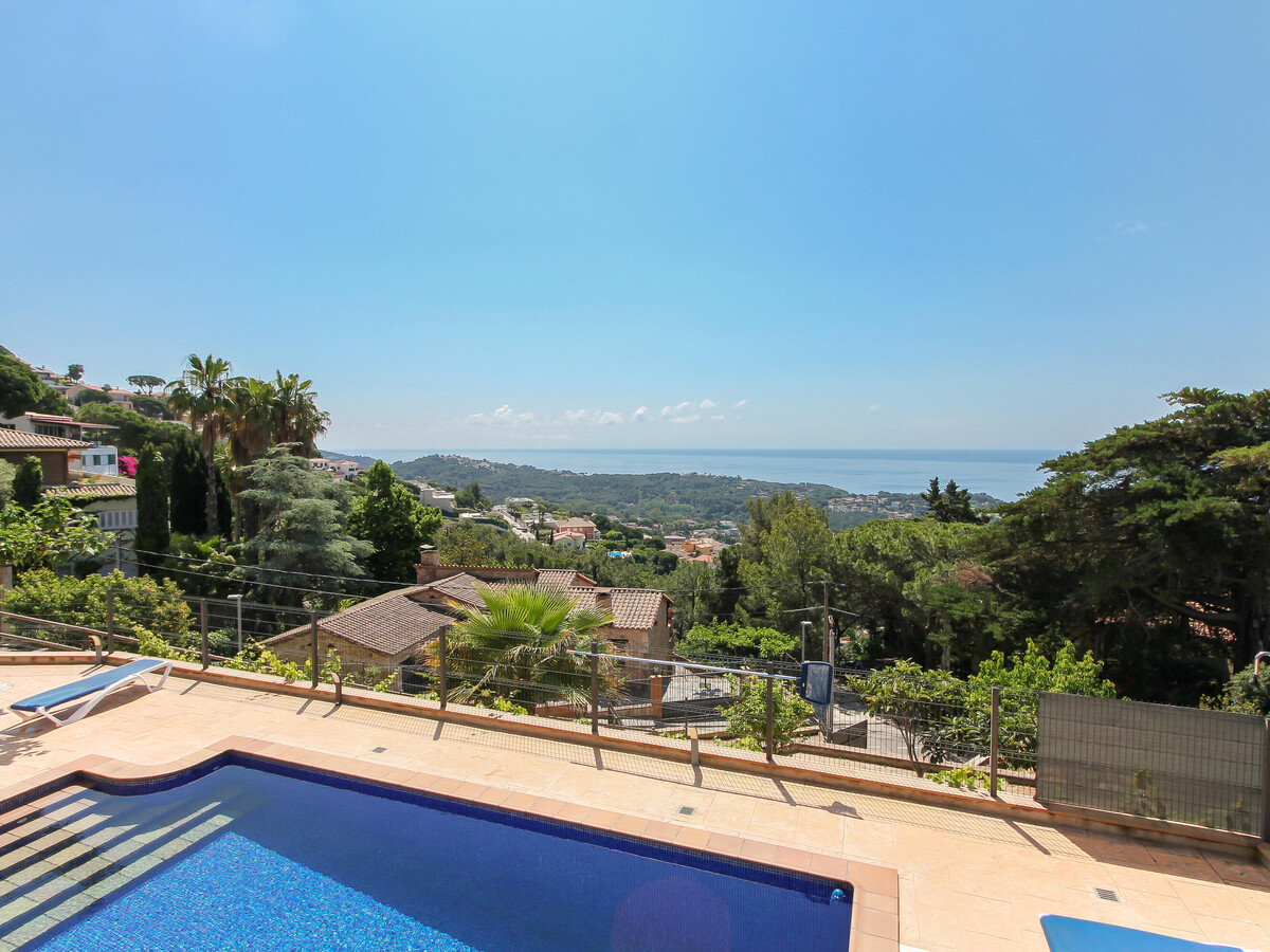 Villa Breeze : 4 chambres, piscine privée et vue mer à Lloret de Mar - Photo 17