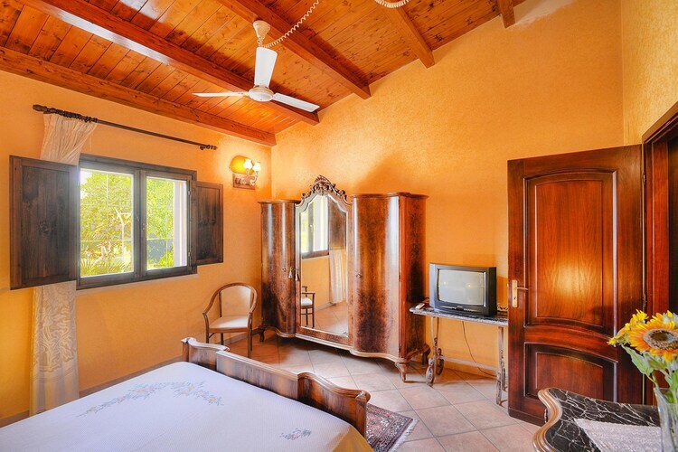Villa Solarino avec piscine privée et toboggan - Photo 12