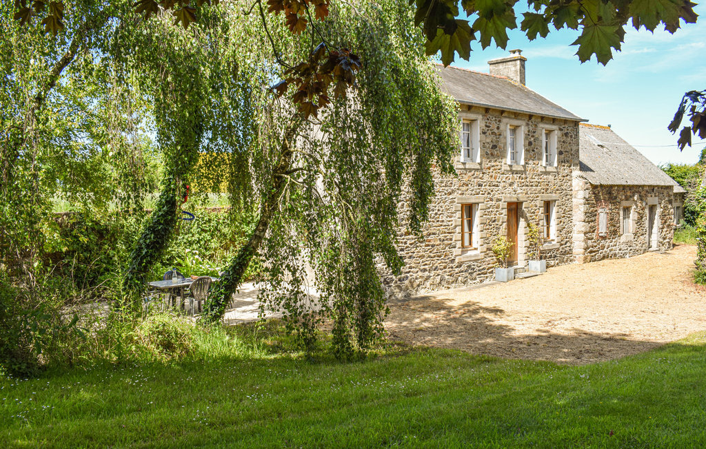 Maison en pierre 90 m² avec jardin, Quemper Guezennec - Photo 11