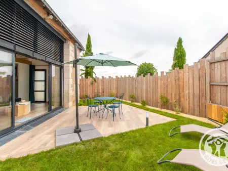 Location gite à Loire Authion, Gîte cosy rénové en 2021, près de la Loire, idéal pour couples, avec terrasse privée et parking inclus