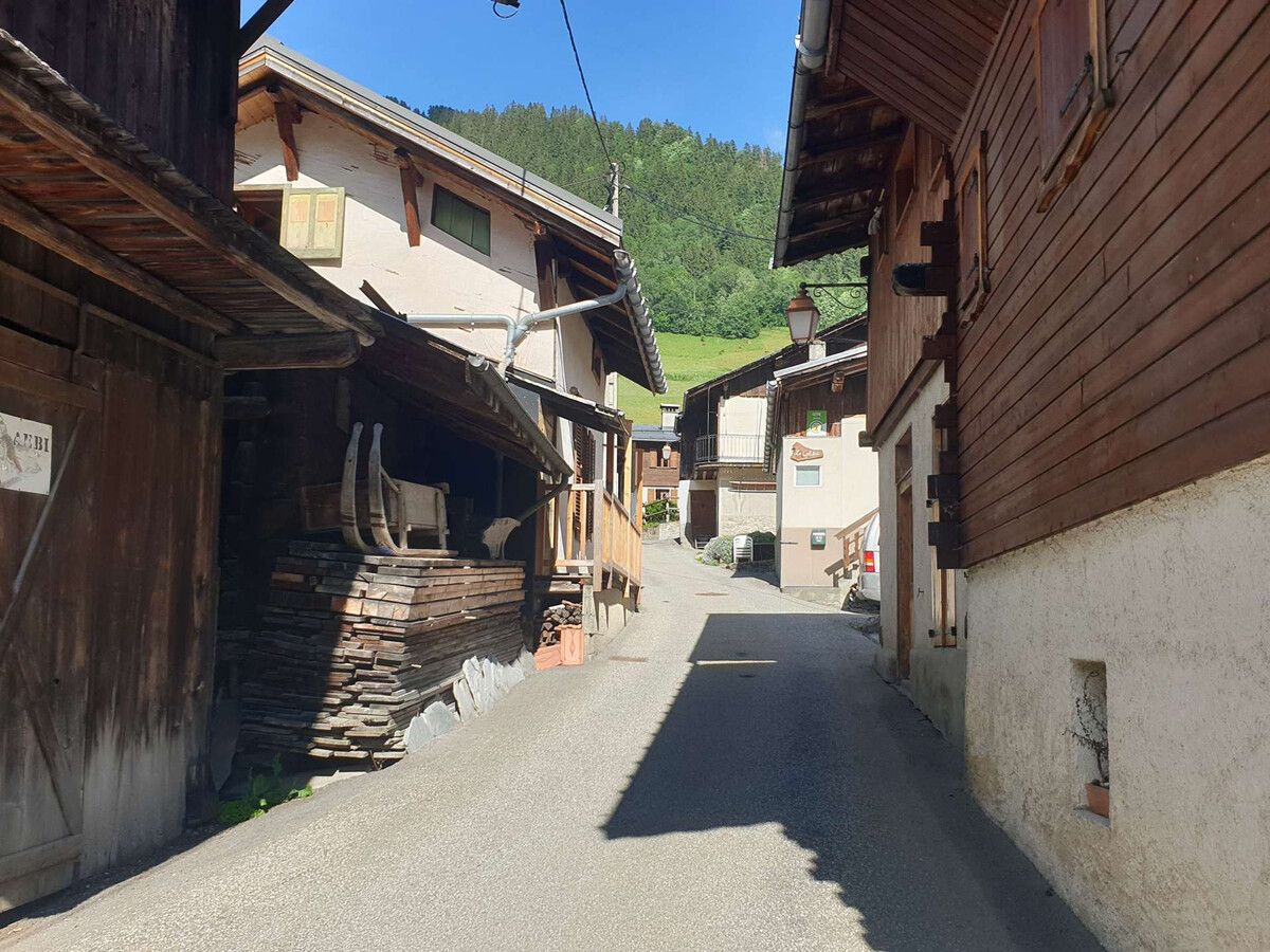 Chalet T3 40m² village Arêches, jardin sud-ouest, 200m du ski - Photo 12