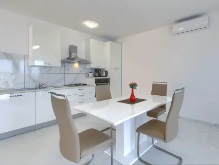 Maison Mia 8 pers., piscine privée à Svetvinčenat : photo 21