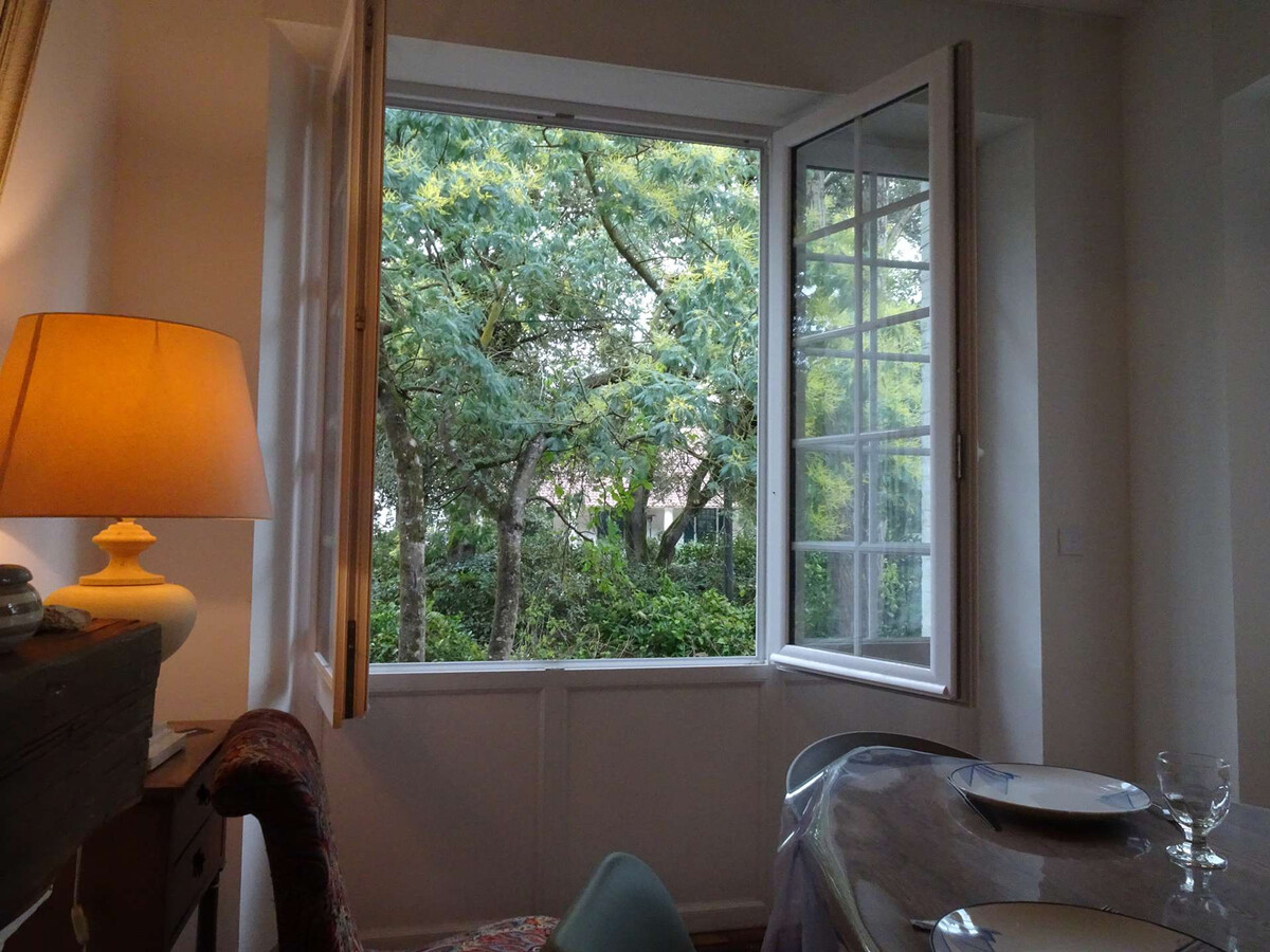 Maison en pierre rénovée, 8 couchages, terrasse bois - Photo 11