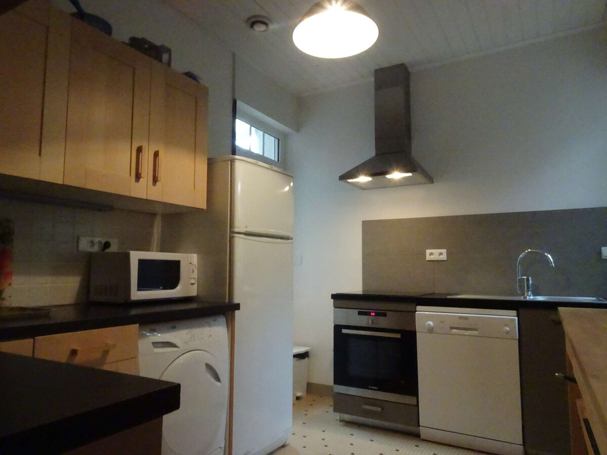 Maison en pierre rénovée, 8 couchages, terrasse bois - Photo 13