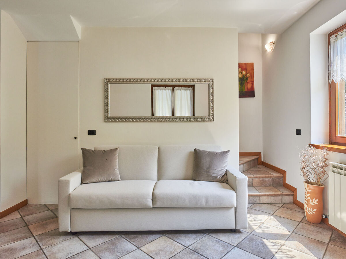 Maison Mina à Colico, 500 m du lac, piscine - Photo 6