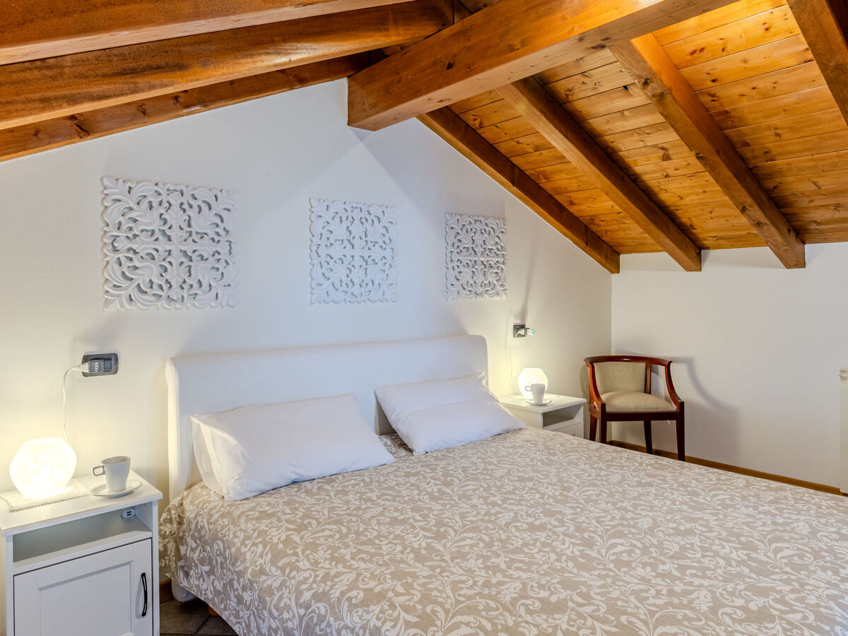 Maison Mina à Colico, 500 m du lac, piscine - Photo 12