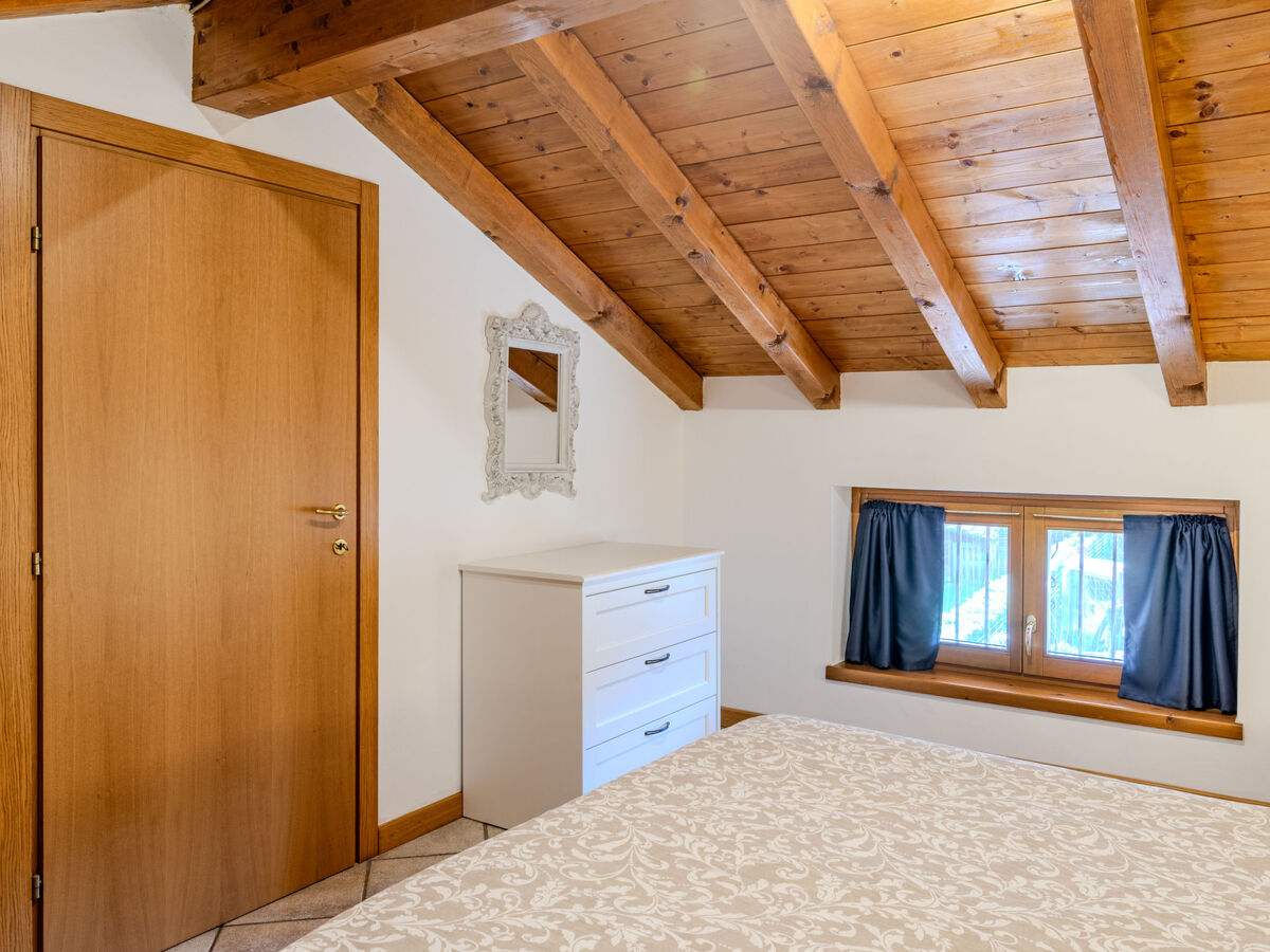 Maison Mina à Colico, 500 m du lac, piscine - Photo 13