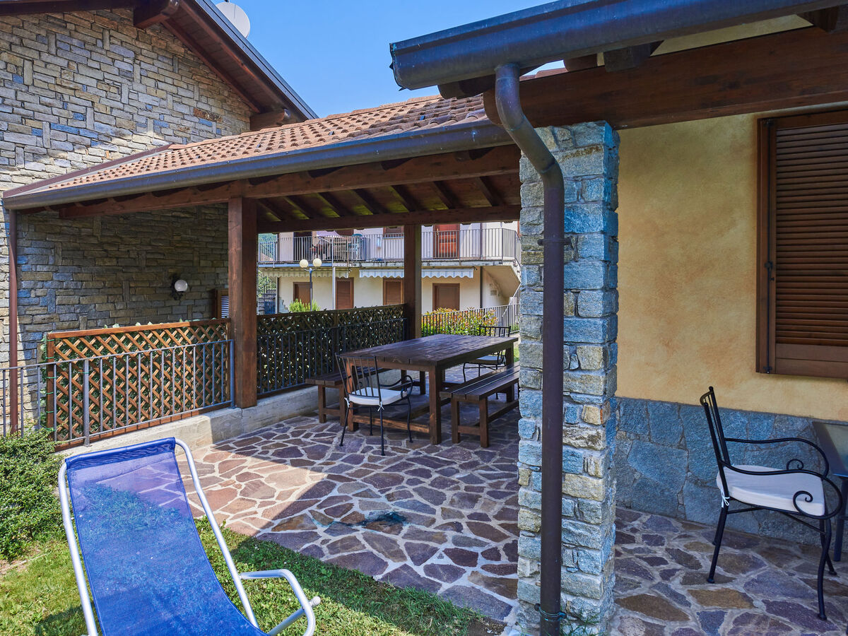 Maison Mina à Colico, 500 m du lac, piscine - Photo 25
