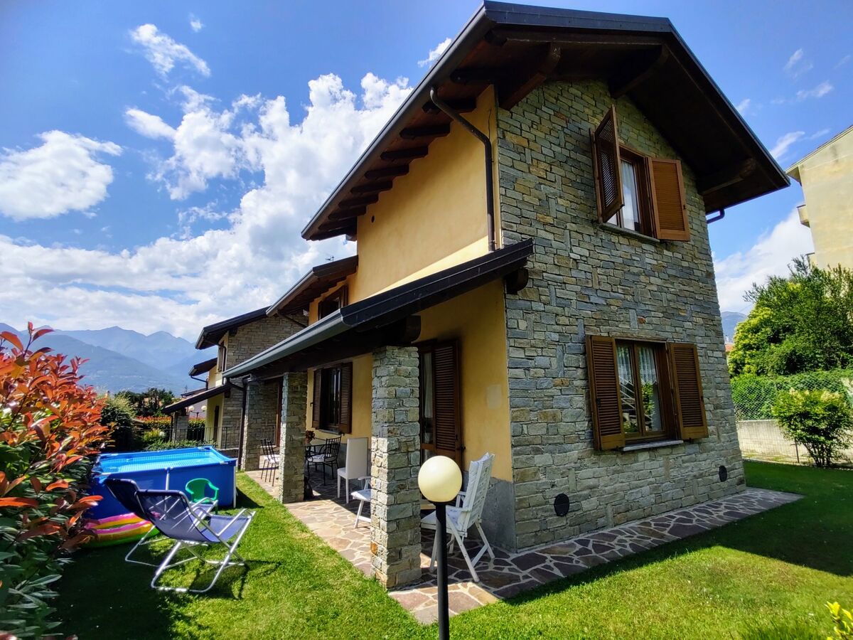 Maison Mina à Colico, 500 m du lac, piscine - Photo 29