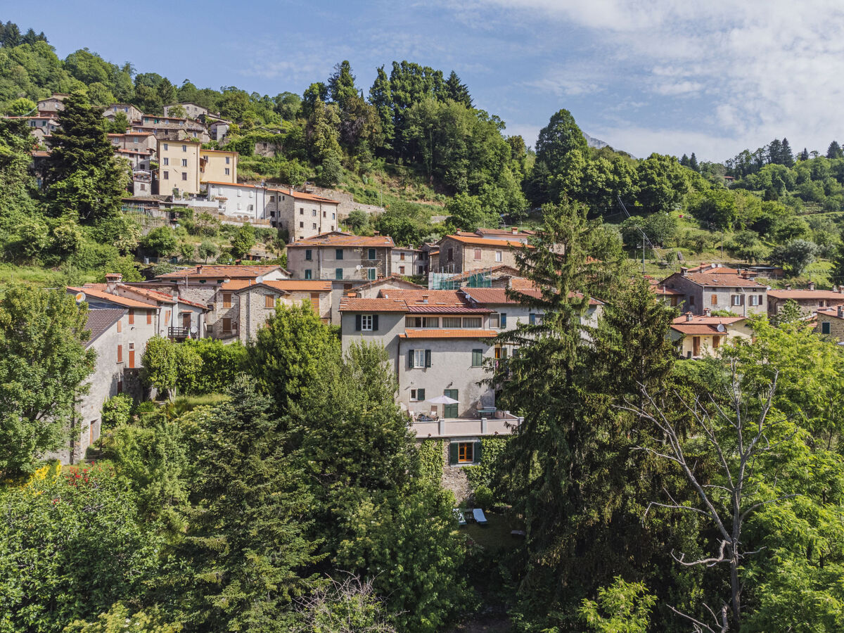 Maison Stella à Stazzema, vue montagnes et jardin - Photo 26