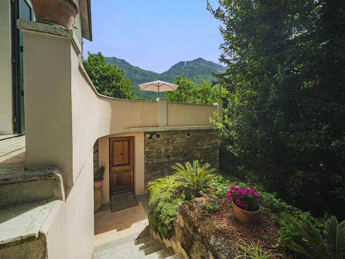 Maison Stella à Stazzema, vue montagnes et jardin - Photo 27