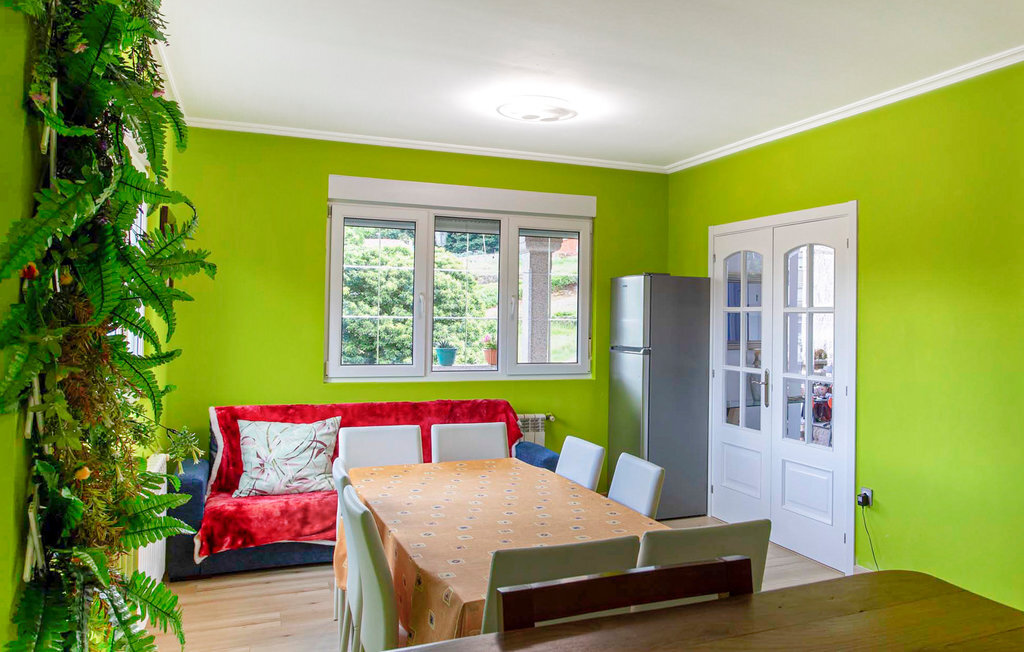 Maison colorée 8 pers. à Chantada avec jardin - Photo 12
