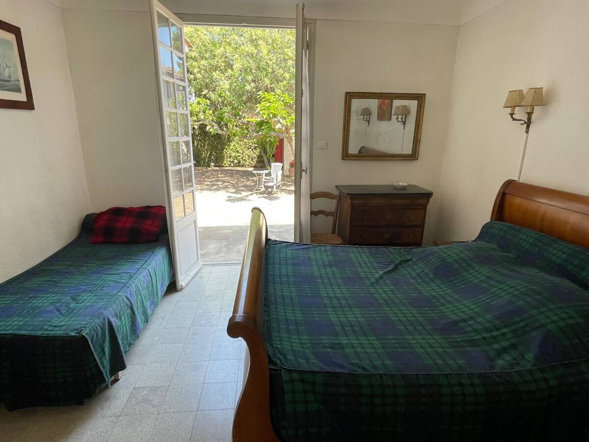 Maison 4 chambres à 350m de la plage, jardin clos - Photo 12