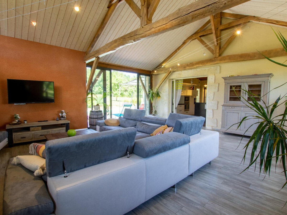Gîte 8 personnes, piscine chauffée et trampoline à Rampieux - Photo 11