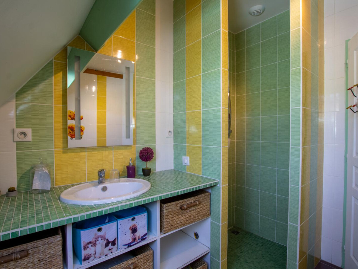 Gîte 8 personnes, piscine chauffée et trampoline à Rampieux - Photo 21