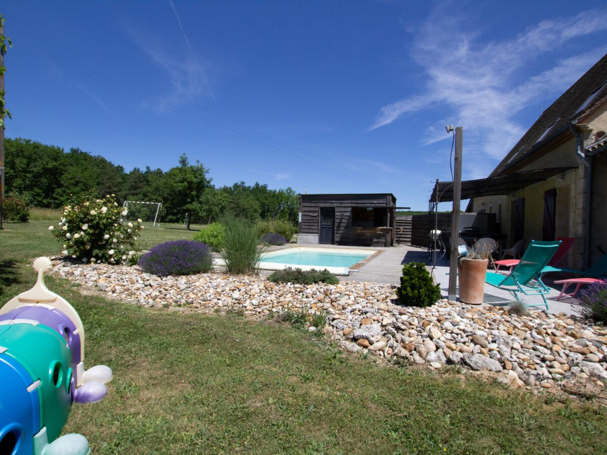 Gîte 8 personnes, piscine chauffée et trampoline à Rampieux - Photo 34