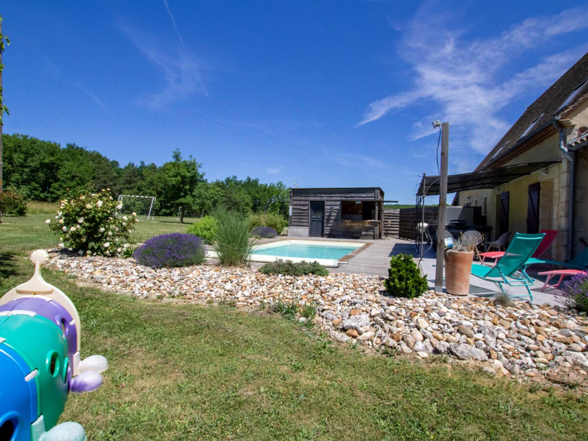 Gîte 8 personnes, piscine chauffée et trampoline à Rampieux - Photo 35