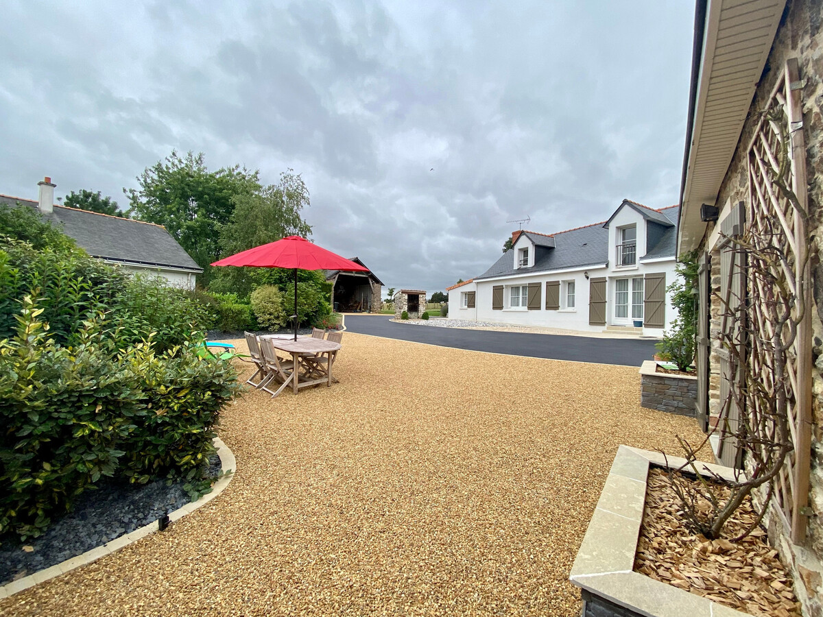 Gîte rénové 6 pers. avec terrasse, jardin et plage à 800 m - Photo 2