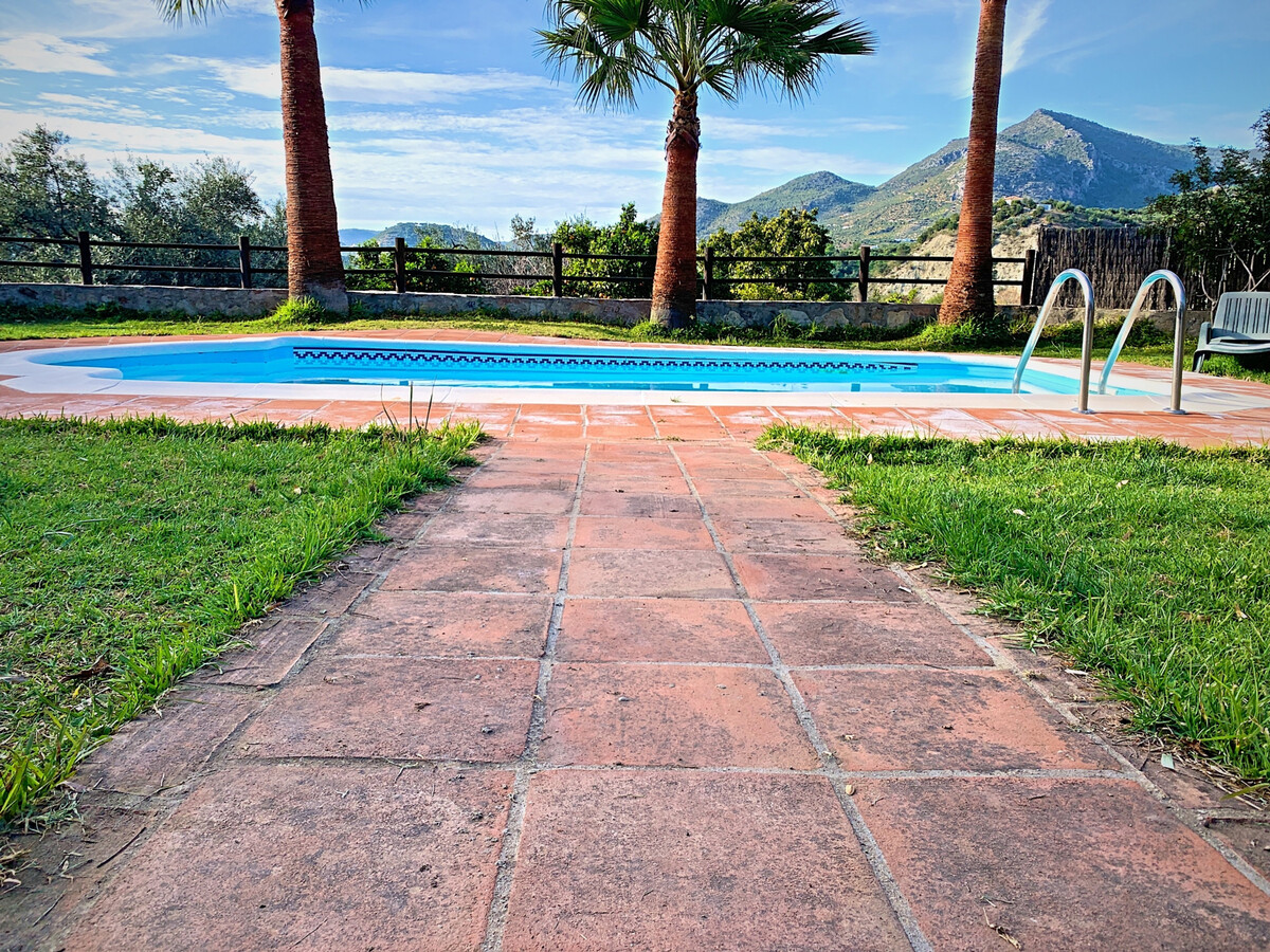 Gîte avec piscine d'eau salée et jardin à Zahara de la Sierra - Photo 24