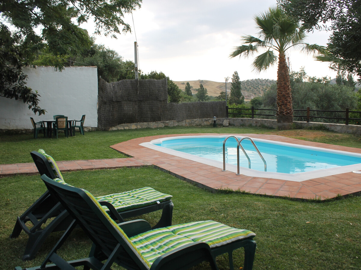 Gîte avec piscine d'eau salée et jardin à Zahara de la Sierra - Photo 25