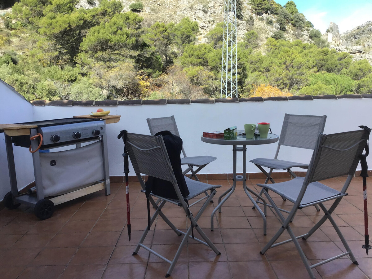 Casa rural Tassone : gîte 7 pers. avec cheminée à Grazalema - Photo 1