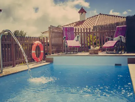 Gîte rustique à Tunte avec piscine privée et terrasse - Photo 5