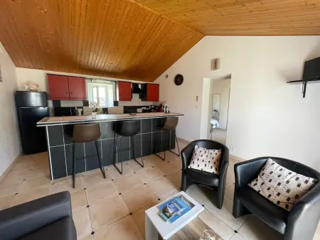 Gîte climatisé 15 hectares, domaine équestre à Bouin : photo 2