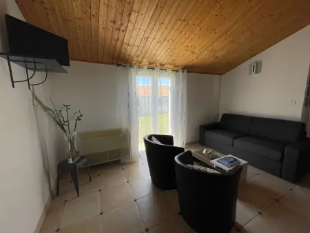 Gîte climatisé 15 hectares, domaine équestre à Bouin : photo 5