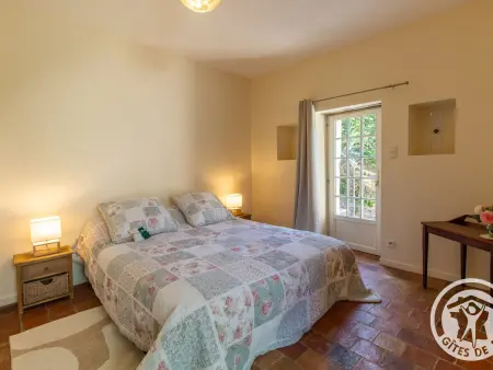 Gîte aux volets bleus avec jardin clos près de la Loire : photo 5
