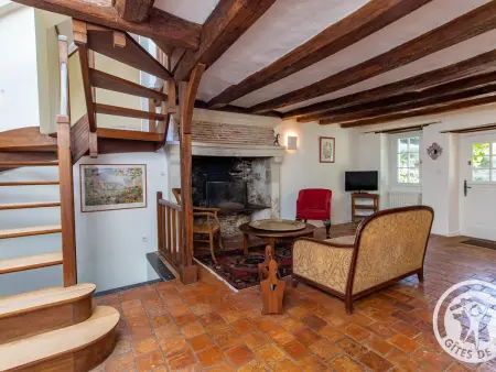 Gîte aux volets bleus avec jardin clos près de la Loire : photo 13