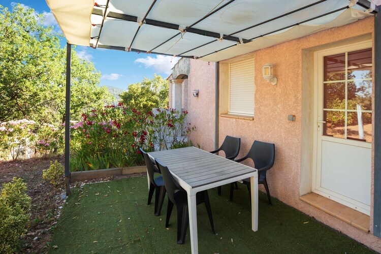 Villa Sartor à Vidauban : piscine privée et jardin - Photo 6