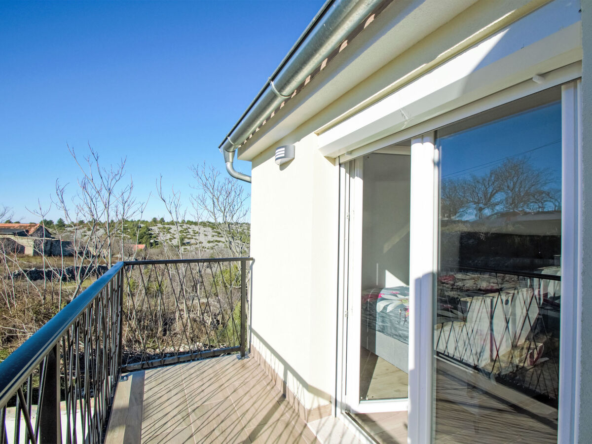 Maison Aurora à Skradin : piscine privée et terrasse - Photo 22