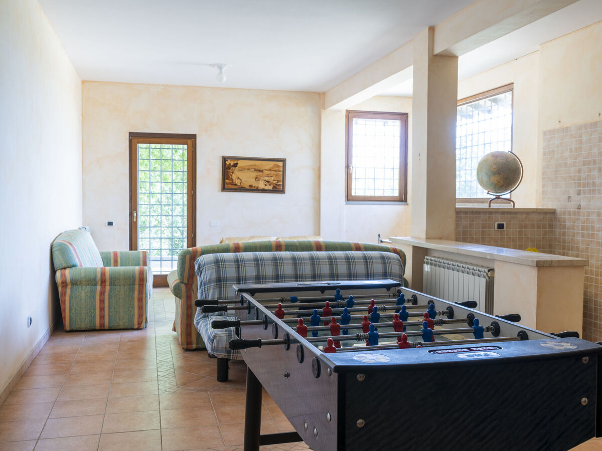 Villa Bougainvillea – 8 chambres, piscine et vue lac - Photo 12