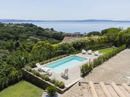 Location villa à Trevignano Romano, Villa Bougainvillea