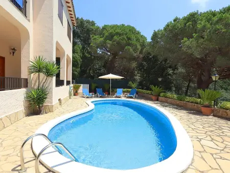 Location gite à Lloret de Mar, Superbe villa avec piscine privée, 6 pers, Lloret de Mar
