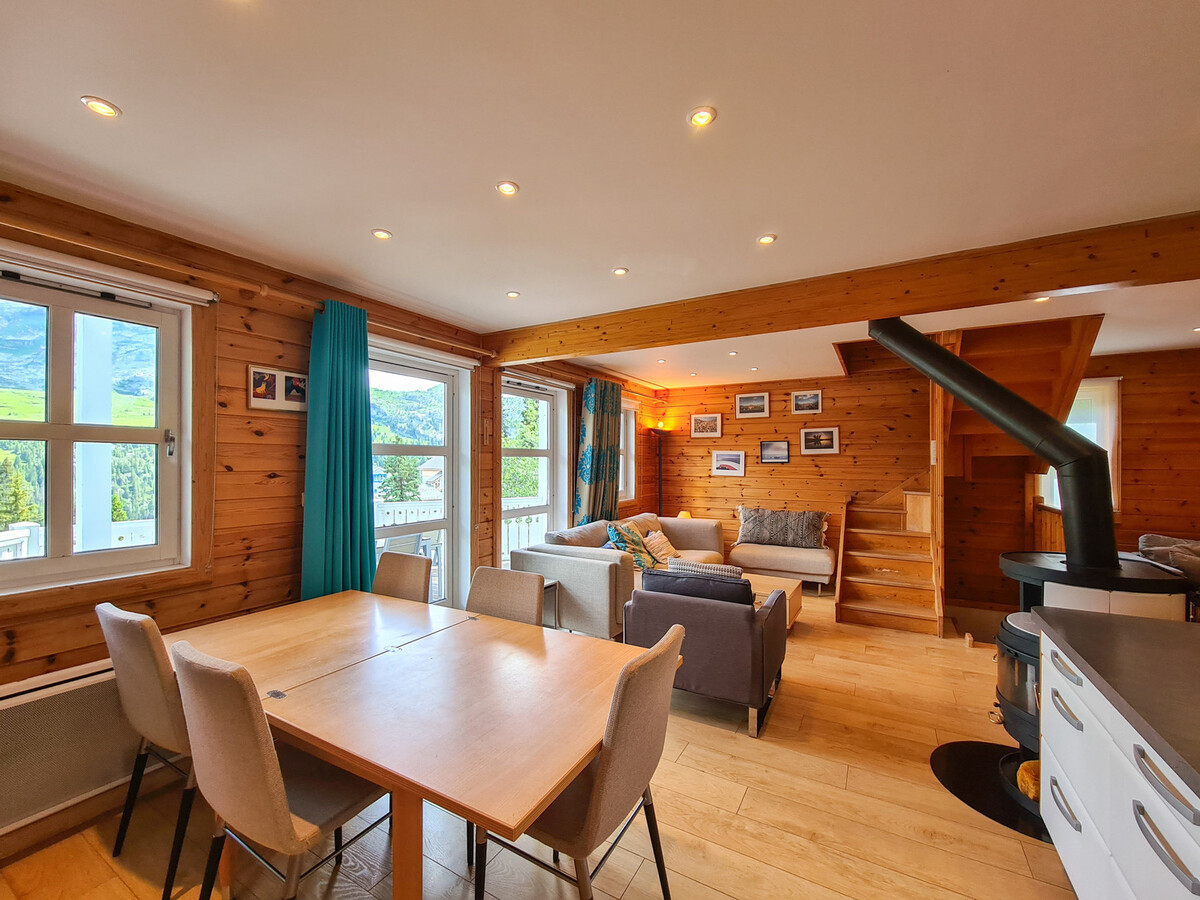Chalet 80 m² à Flaine avec poêle scandinave et garage - Photo 1