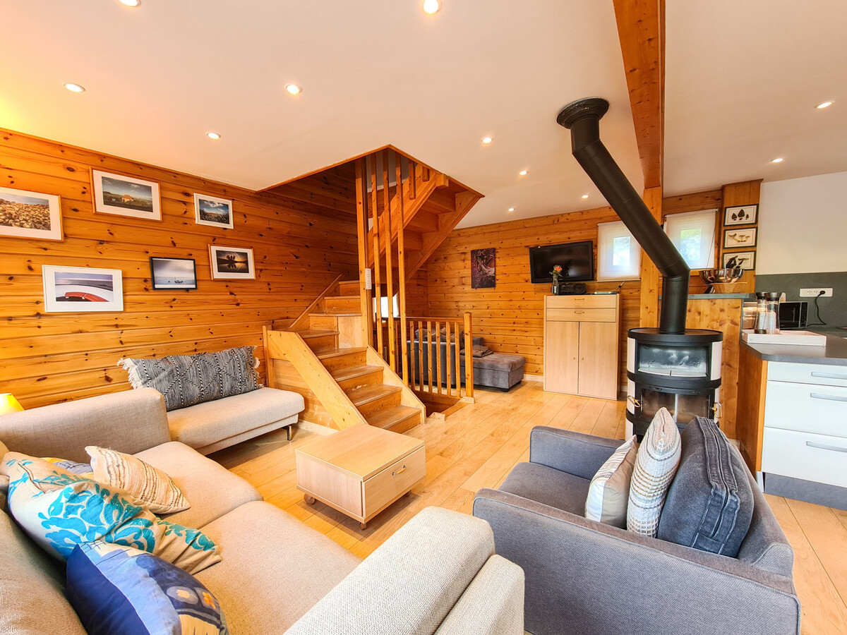 Chalet 80 m² à Flaine avec poêle scandinave et garage - Photo 2