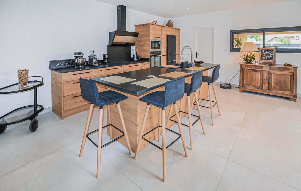 Maison avec piscine privée et terrasse à Robion - Photo 5