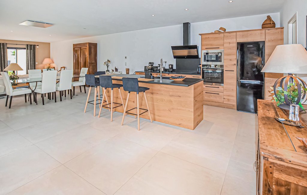 Maison avec piscine privée et terrasse à Robion - Photo 7