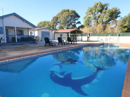 Location maison à Deltebre, Maison près de la plage avec piscine privée, Wi-Fi, clim, animaux bienvenus