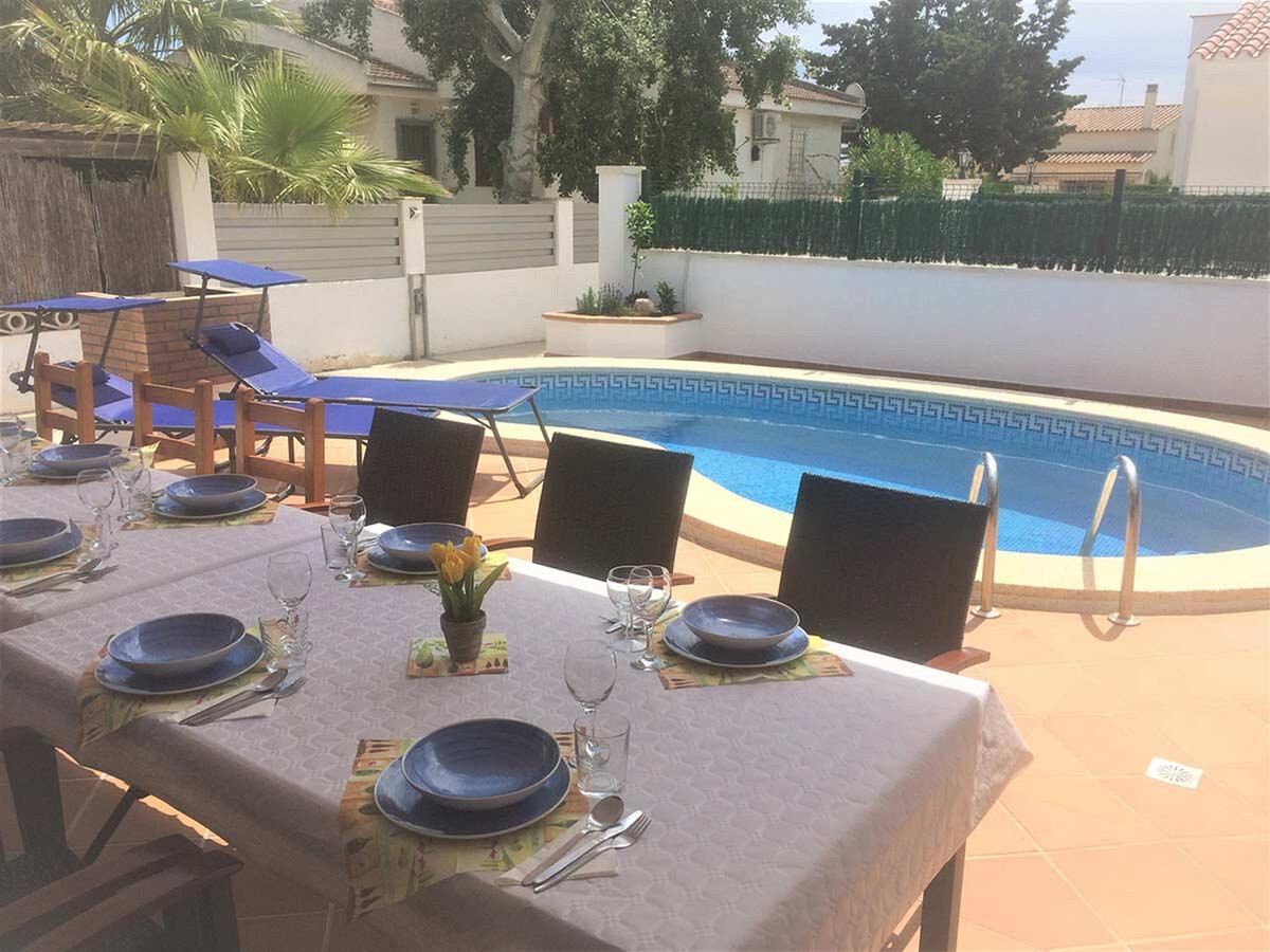 Villa 6 pers. avec piscine privée près de la mer à Deltebre - Photo 1